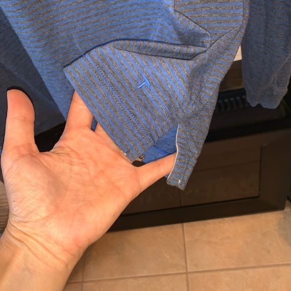 Left Coast Tee Blue Gray Striped V-Neck Men’s Long Sleeve 100% Cotton Tee XL - Picture 3 of 7